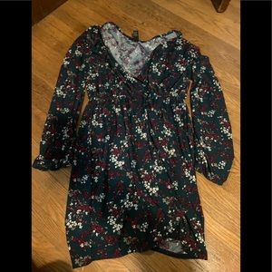 Forever 21 Green floral faux wrap dress size L